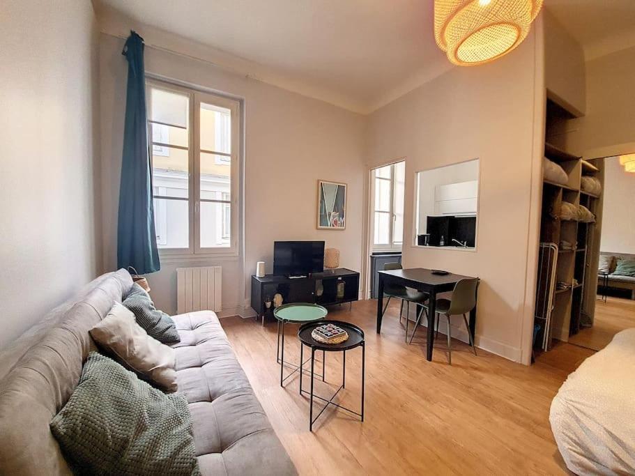 Magnifique Appartement - Hotel Du Parc - Vichy Bagian luar foto